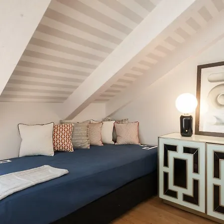 Flh Restauradores Amazing Flat With View * Лісабон