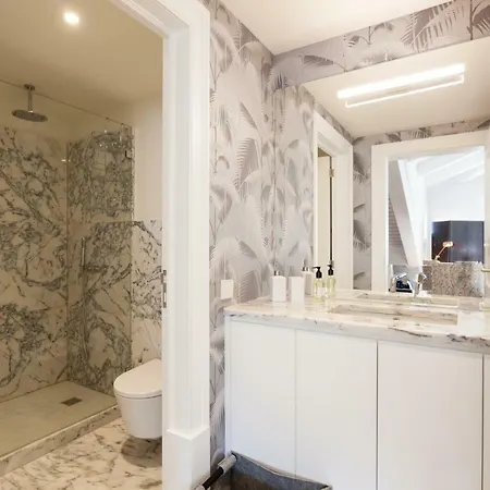 Flh Restauradores Amazing Flat With View Лісабон